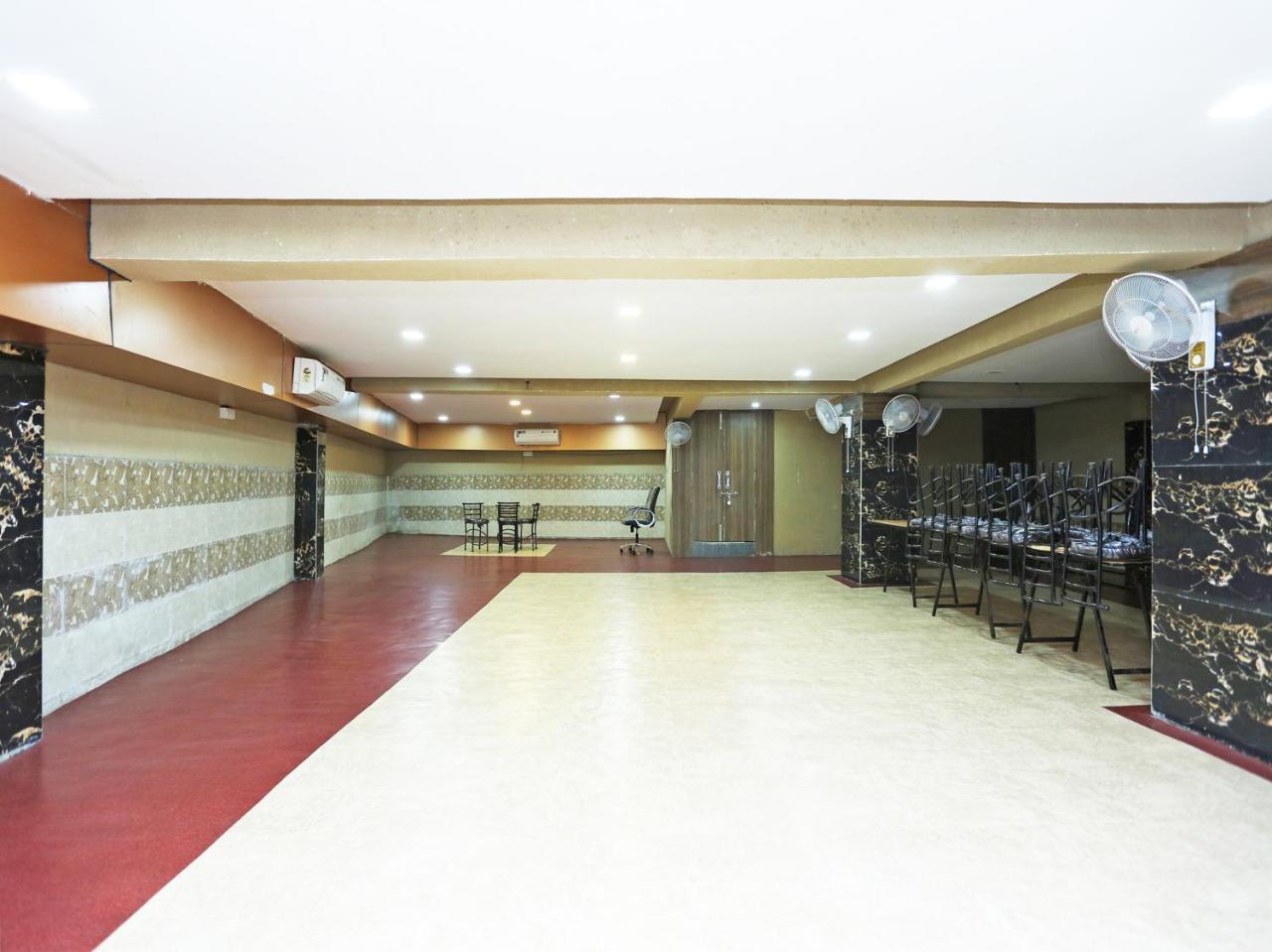 Oyo 16472 Hotel Shree Balram International Raipur  Exterior photo