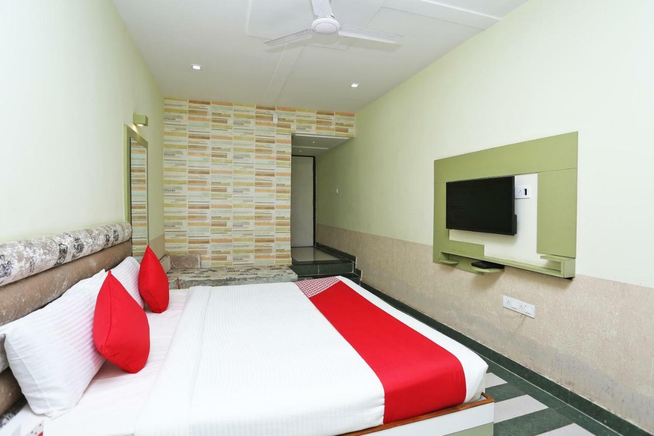 Oyo 16472 Hotel Shree Balram International Raipur  Exterior photo